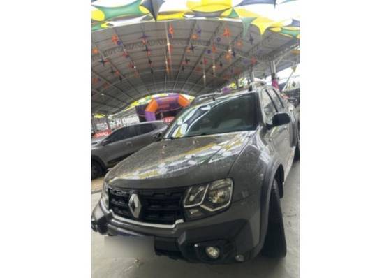 RENAULT OROCH 1.3 TCE FLEX OUTSIDER X-TRONIC RENAULT OROCH 1.3 TCE FLEX OUTSIDER X-TRONIC